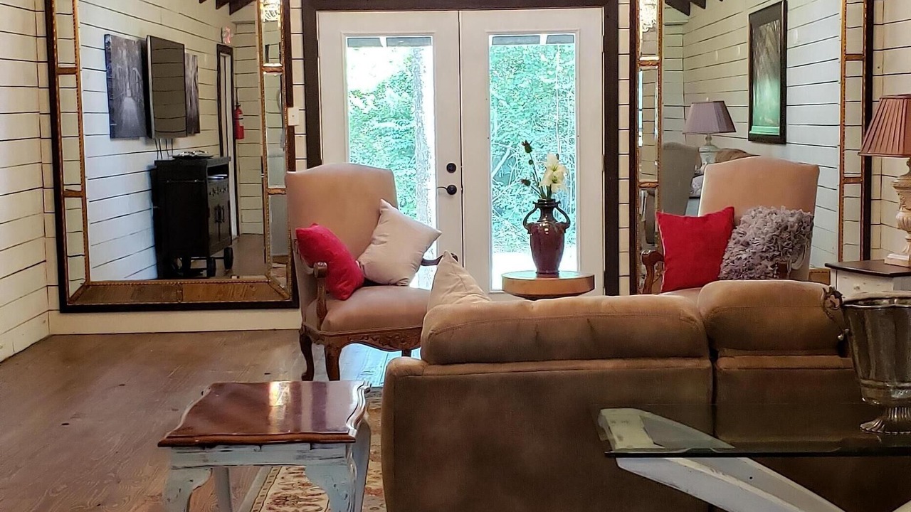 Photo of Bedroom in Montgomery