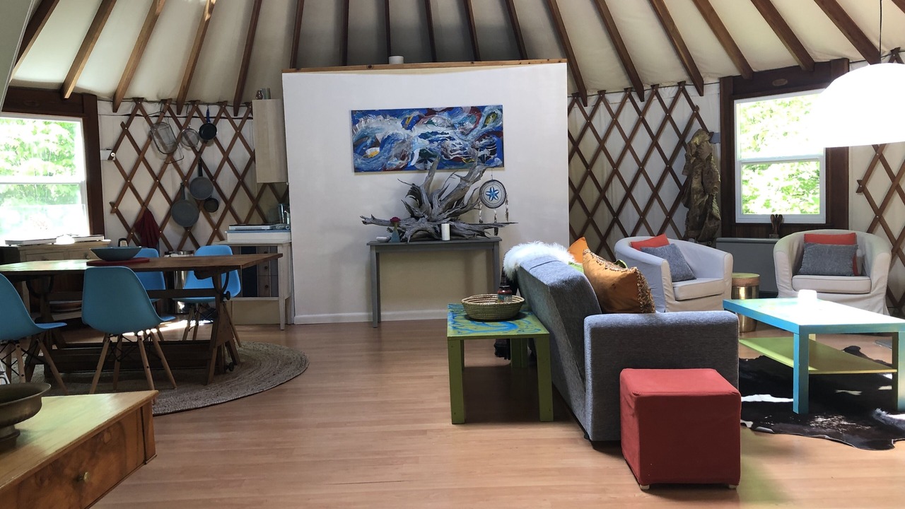 Photo of Livingroom in Ulster Park