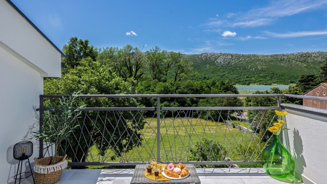Photo of Patio Balcony in Tribalj