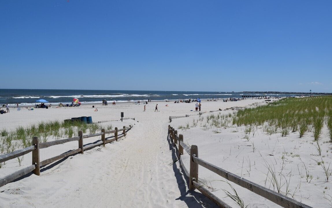 Photo of Others in Townsend's Inlet