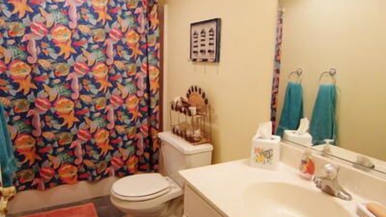 Photo of Bathroom in Townsend's Inlet