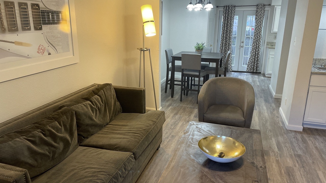 Photo of Livingroom in Balcones Village