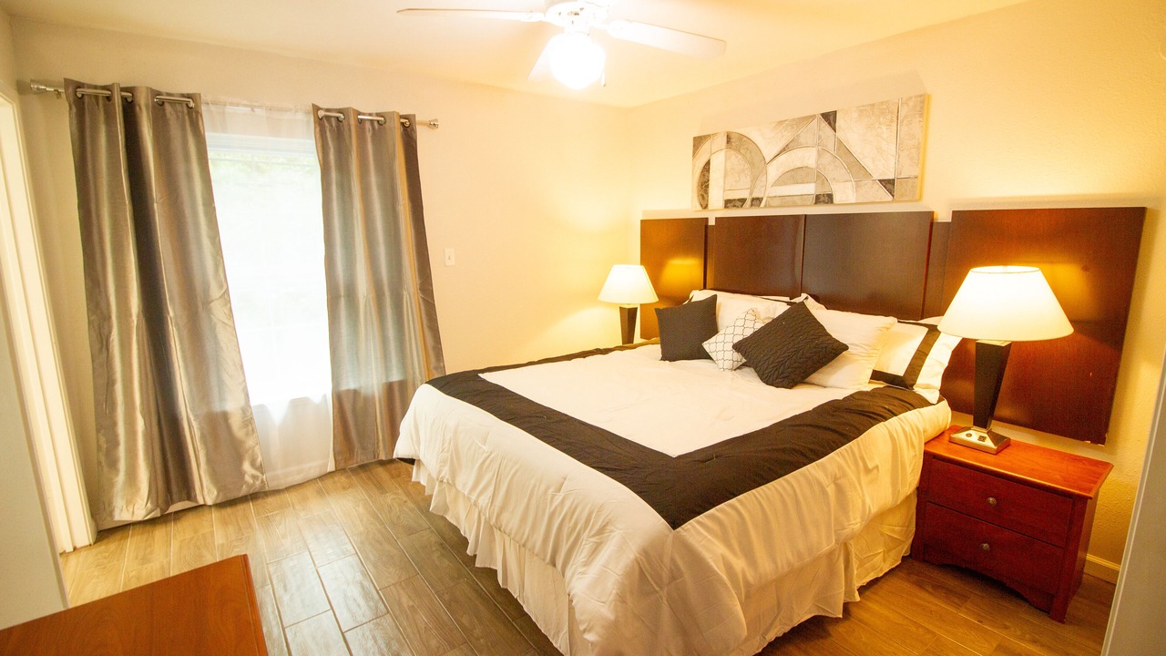 Photo of Bedroom in Balcones Village
