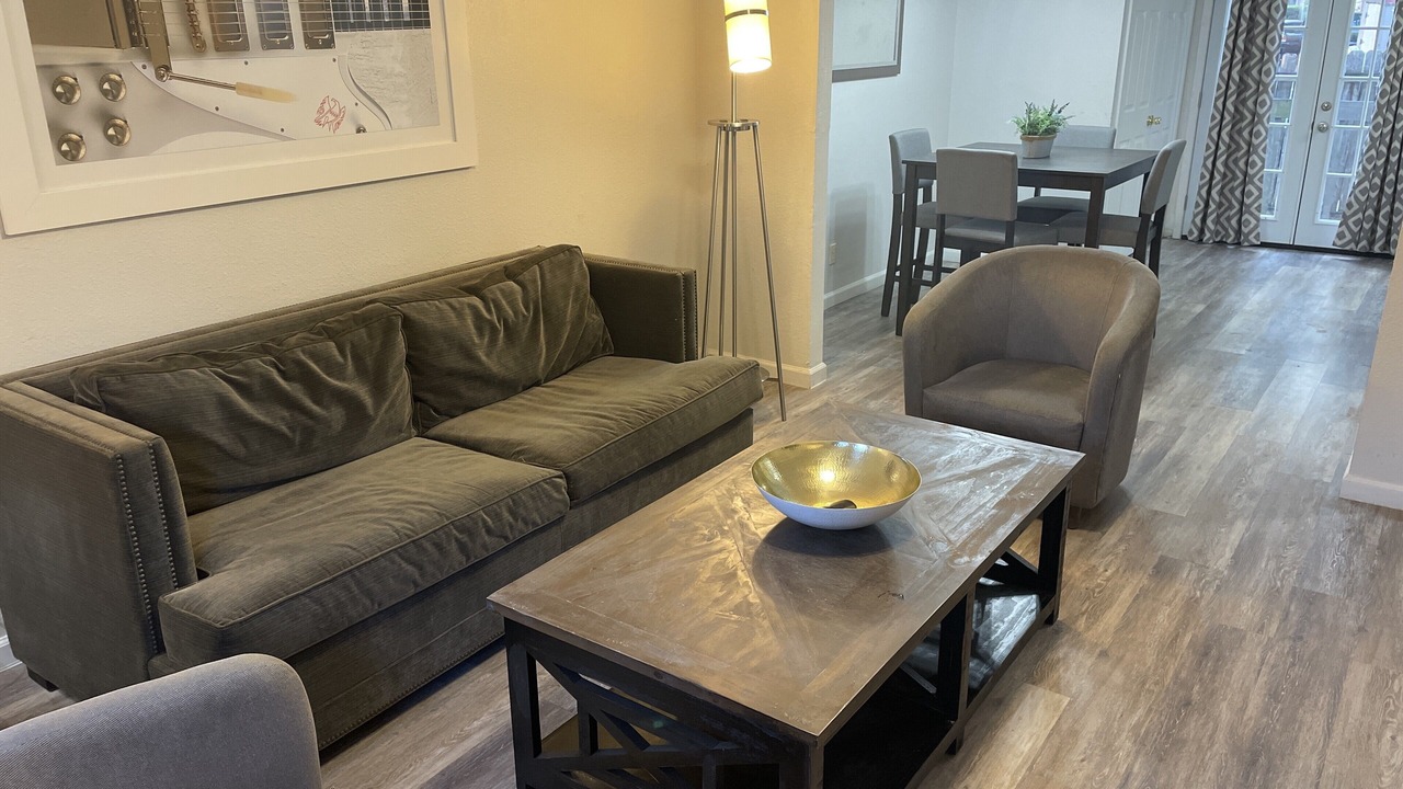 Photo of Livingroom in Balcones Village
