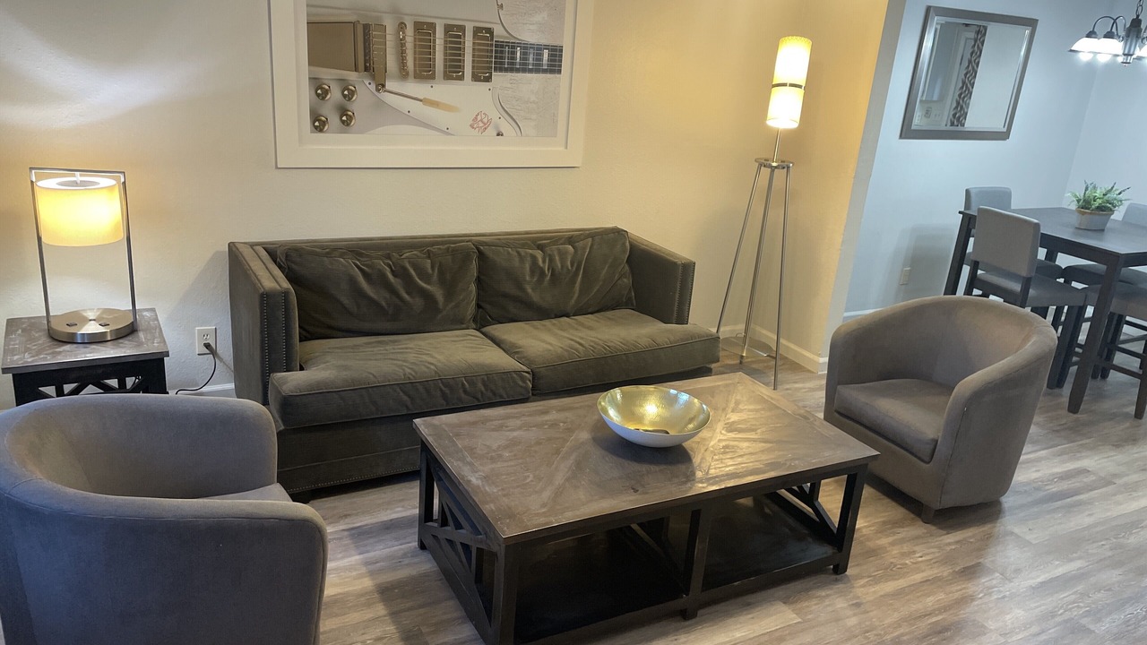 Photo of Livingroom in Balcones Village