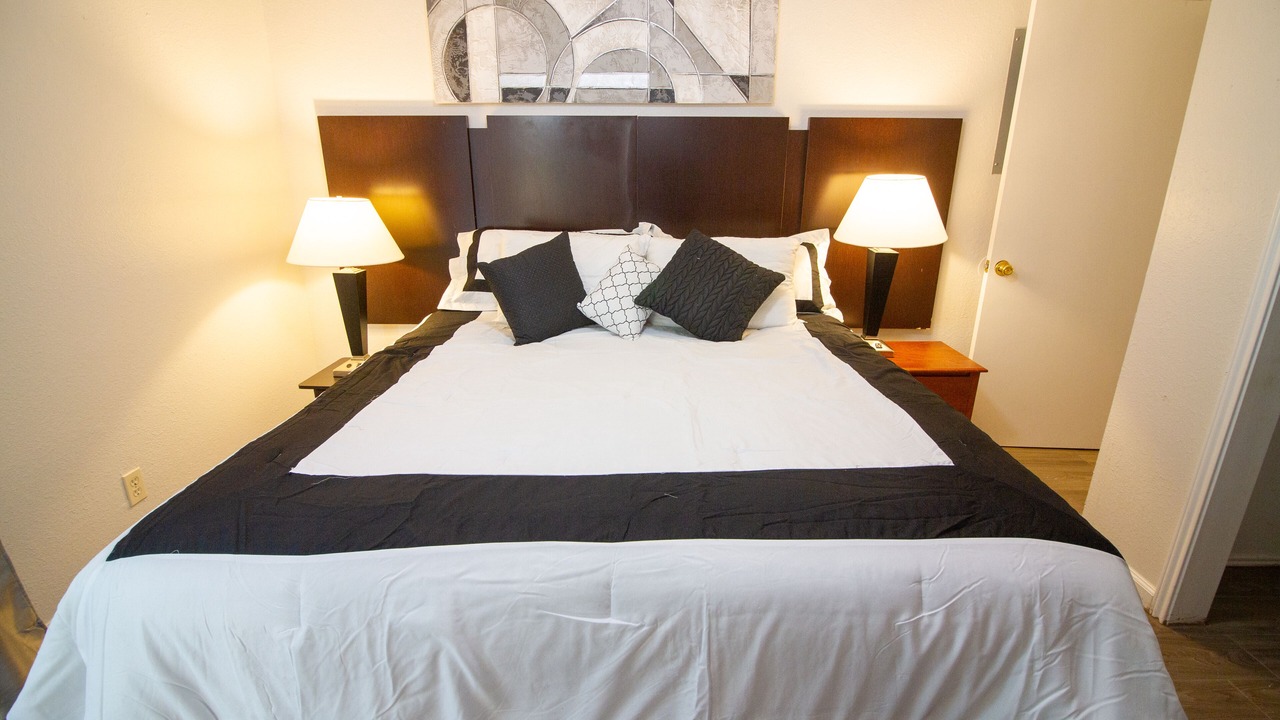 Photo of Bedroom in Balcones Village