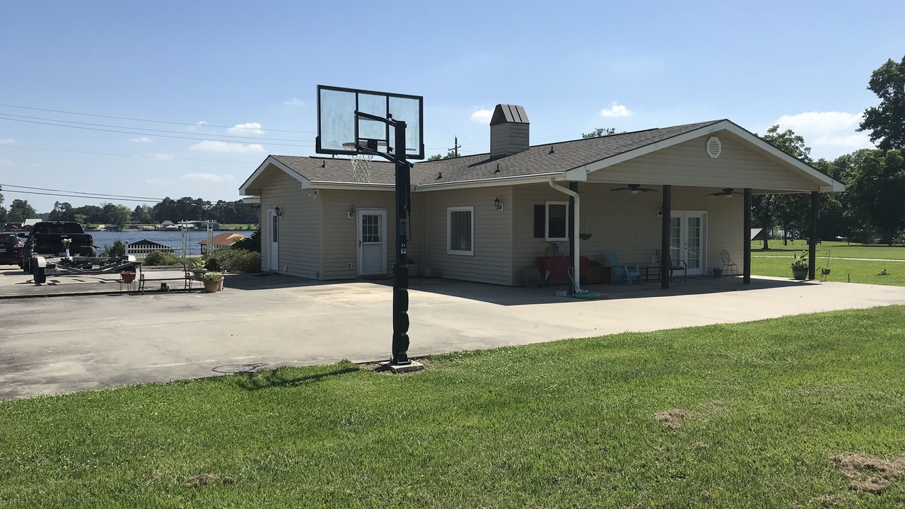 Photo of Outdoor in Jarreau