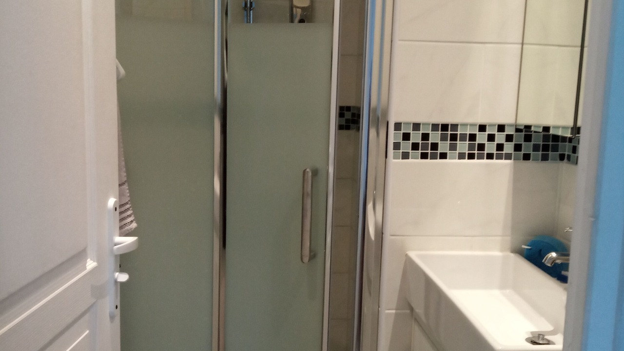 Photo of Bathroom in Saint-Fargeau-Ponthierry