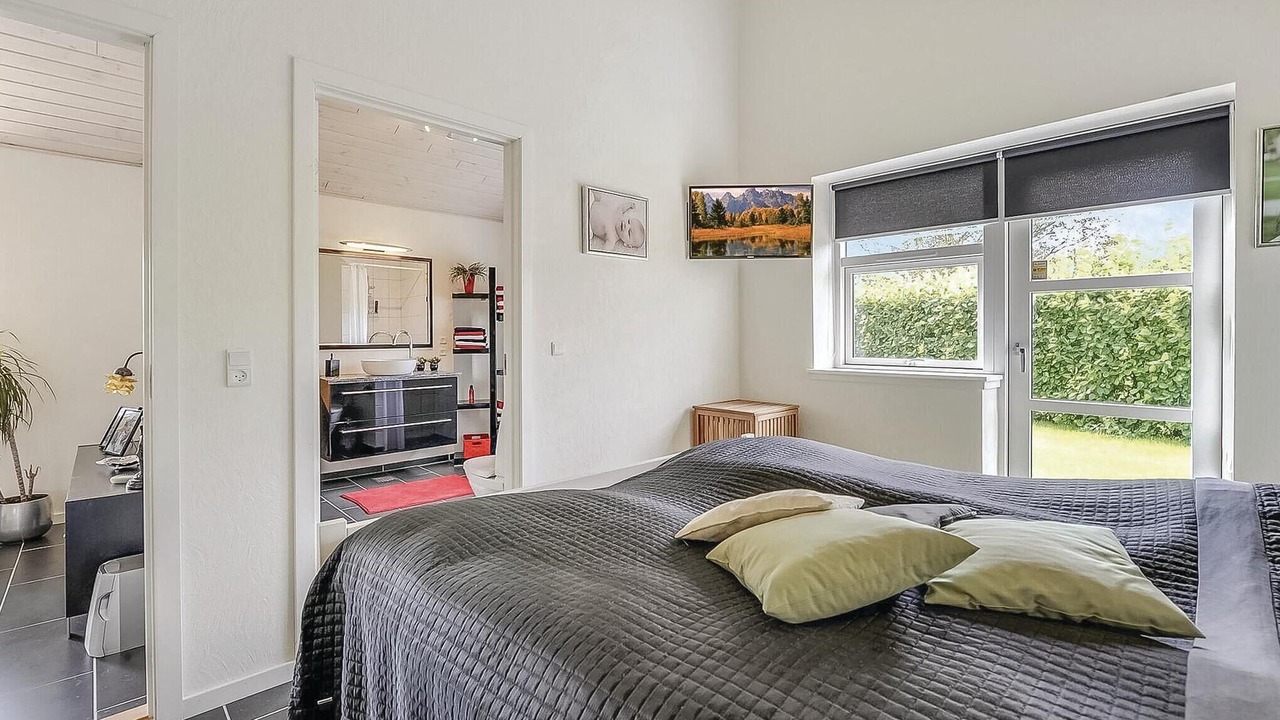 Photo of Others in Egense