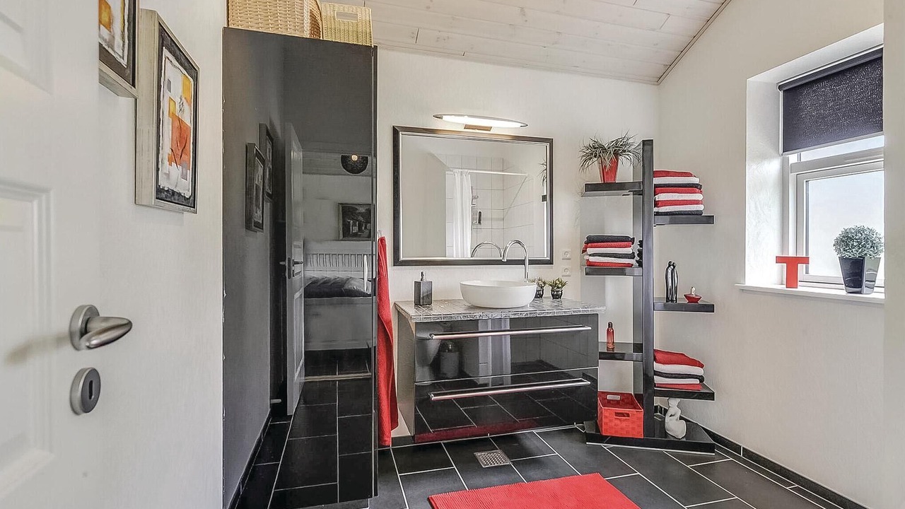 Photo of Bathroom in Egense