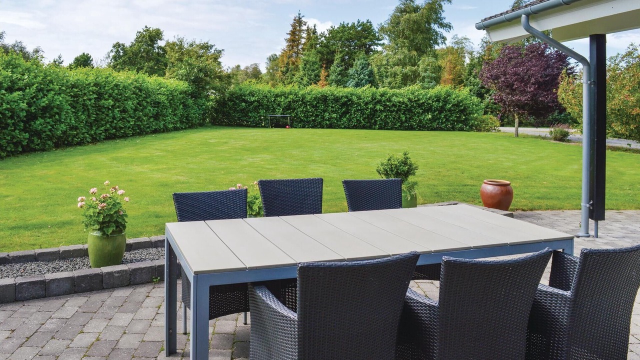 Photo of Others in Egense