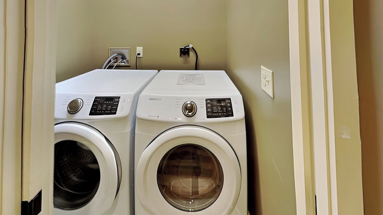 Photo of Bedroom in Oakland