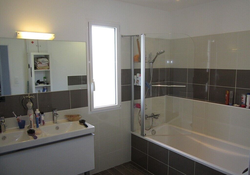 Photo of Bathroom in Prades-le-Lez