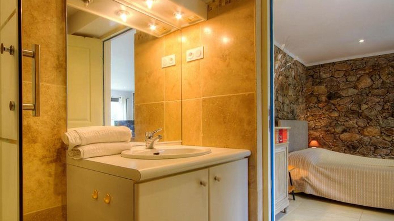 Photo of Bathroom in Moltifao