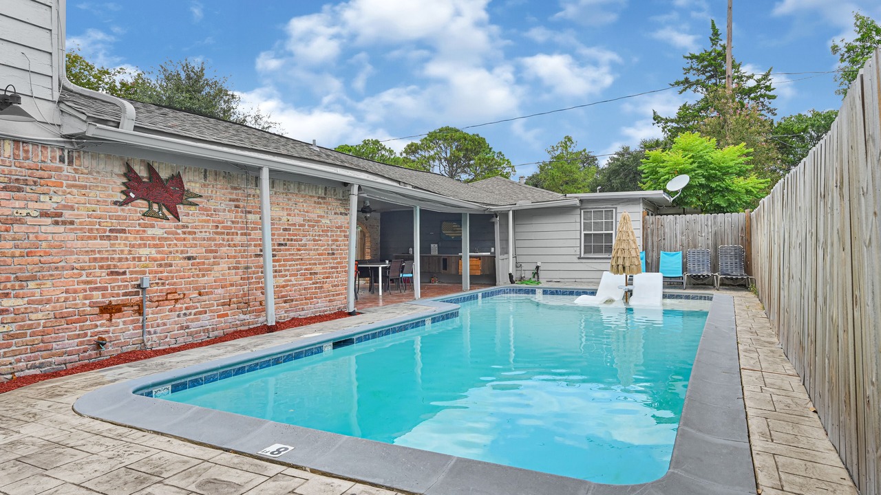 Photo of Outdoor in Sharpstown