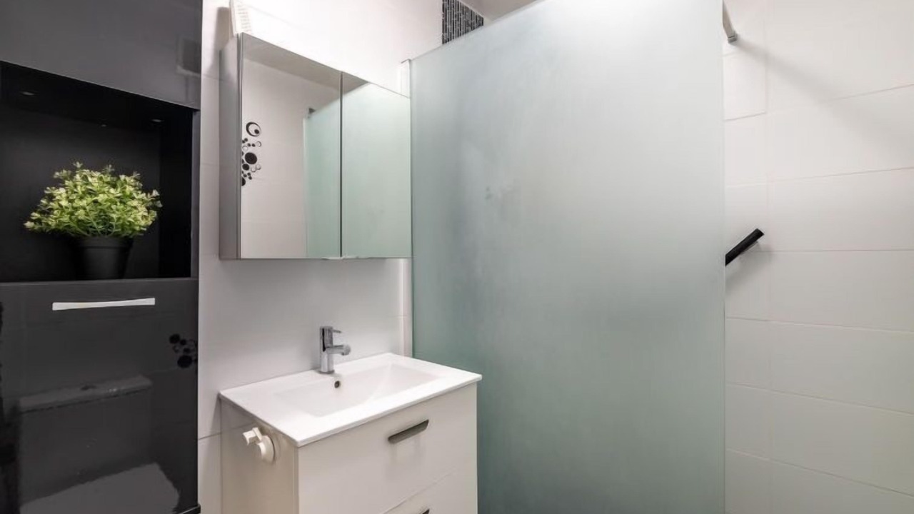 Photo of Bathroom in Le Lavandou