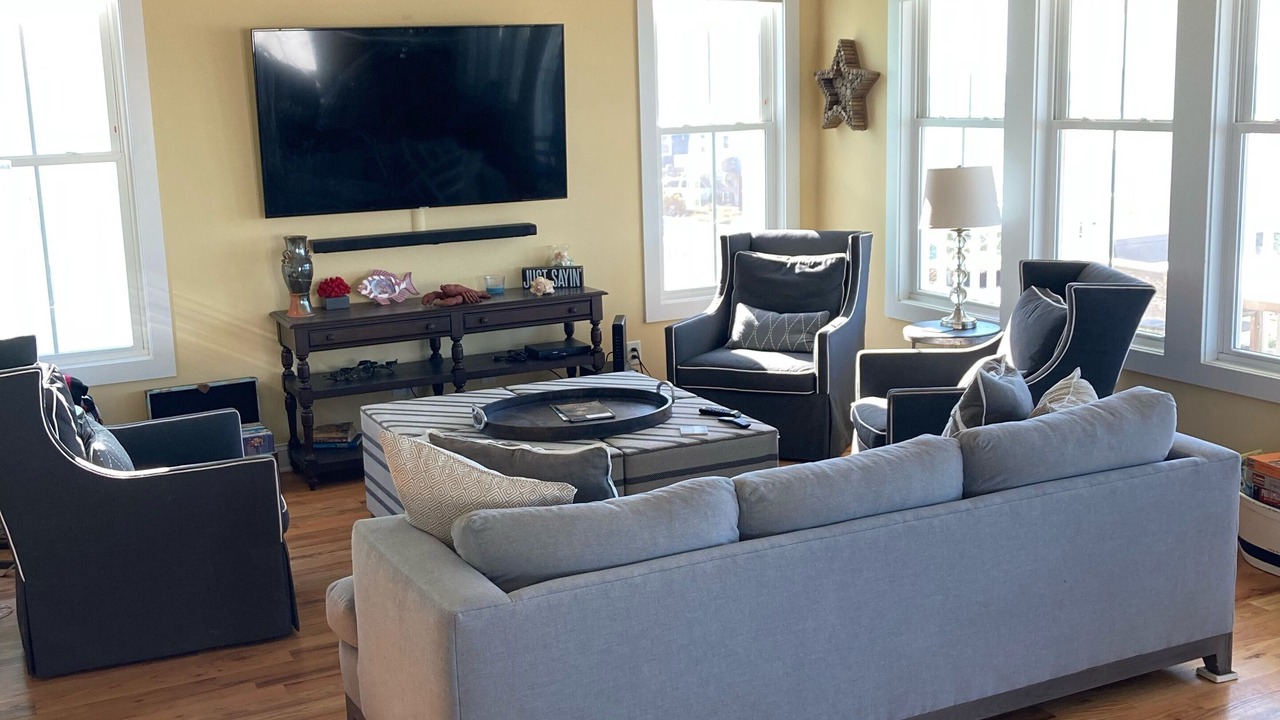 Photo of Livingroom in Long Beach