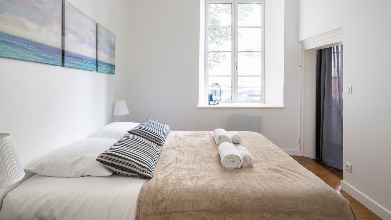 Photo of Bedroom in Centre