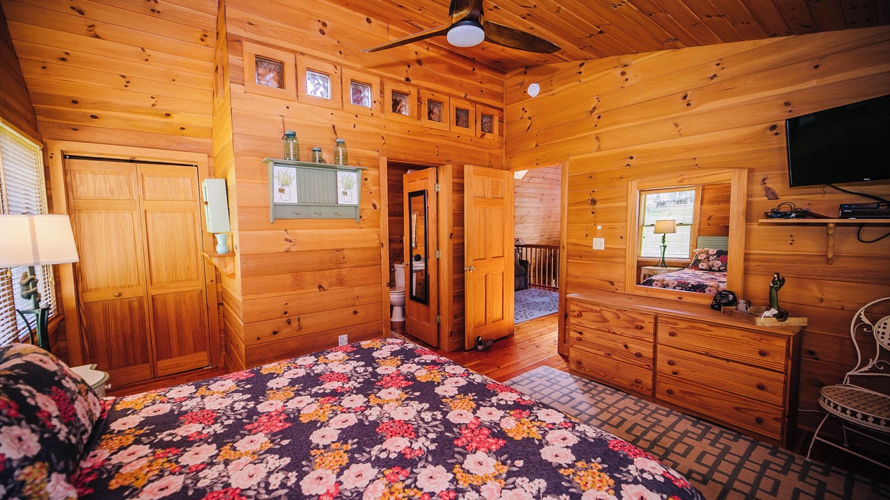 Photo of Bedroom in Draper