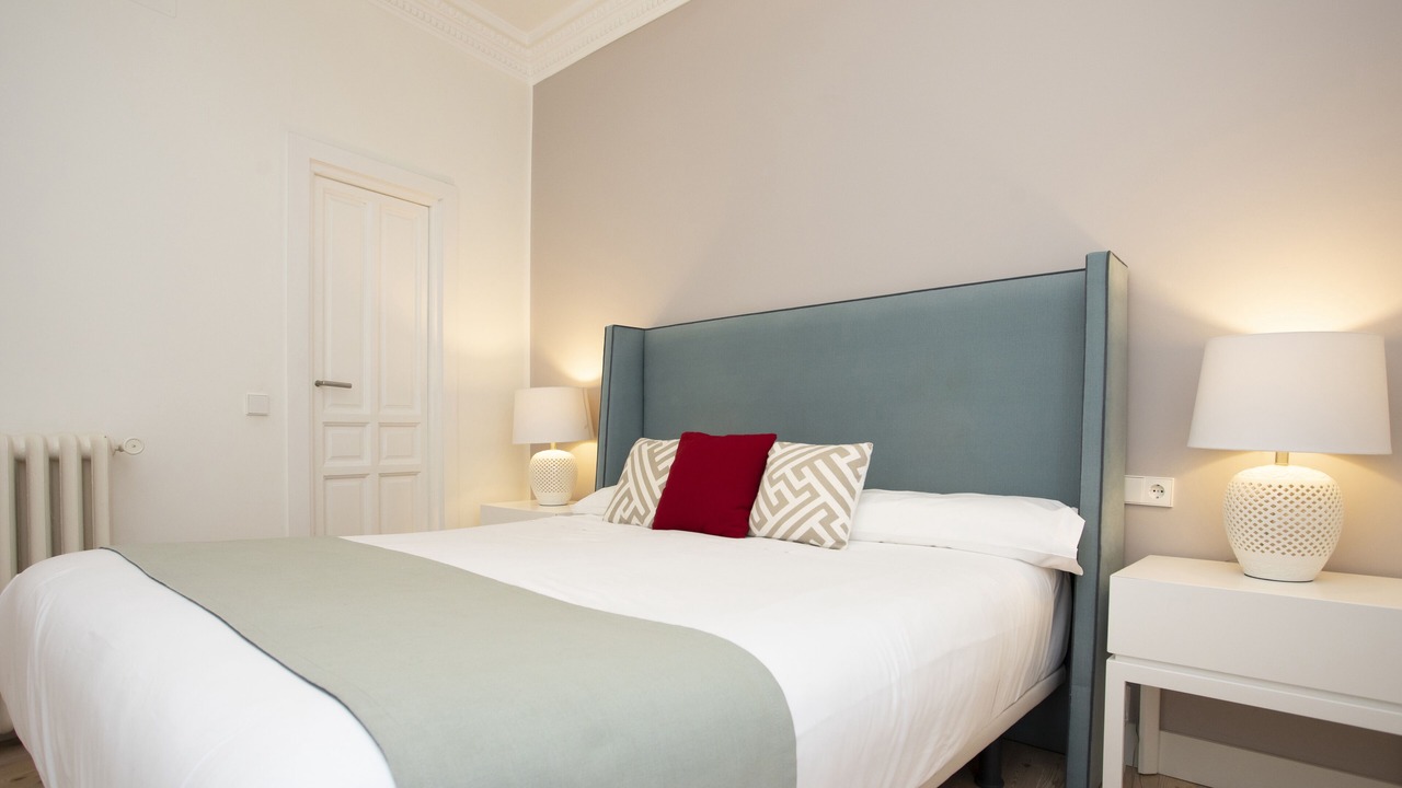 Photo of Bedroom in Jeronimos