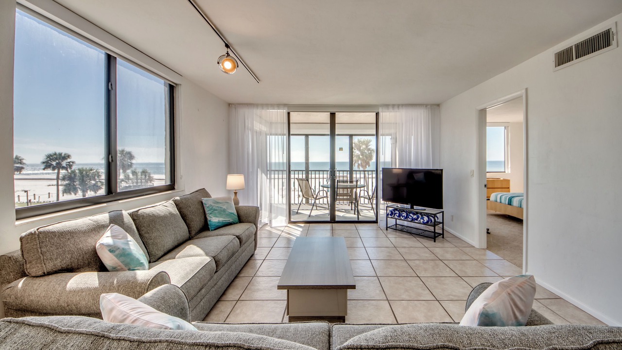 Photo of Livingroom in Fort Myers Beach
