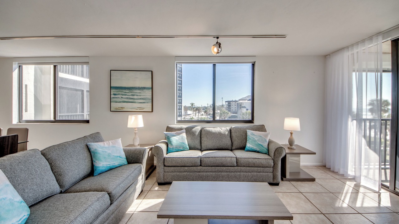 Photo of Livingroom in Fort Myers Beach