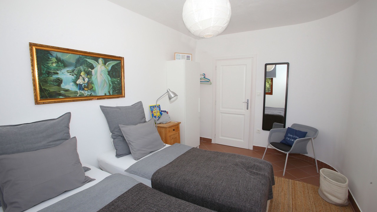Photo of Bedroom in Batomalj