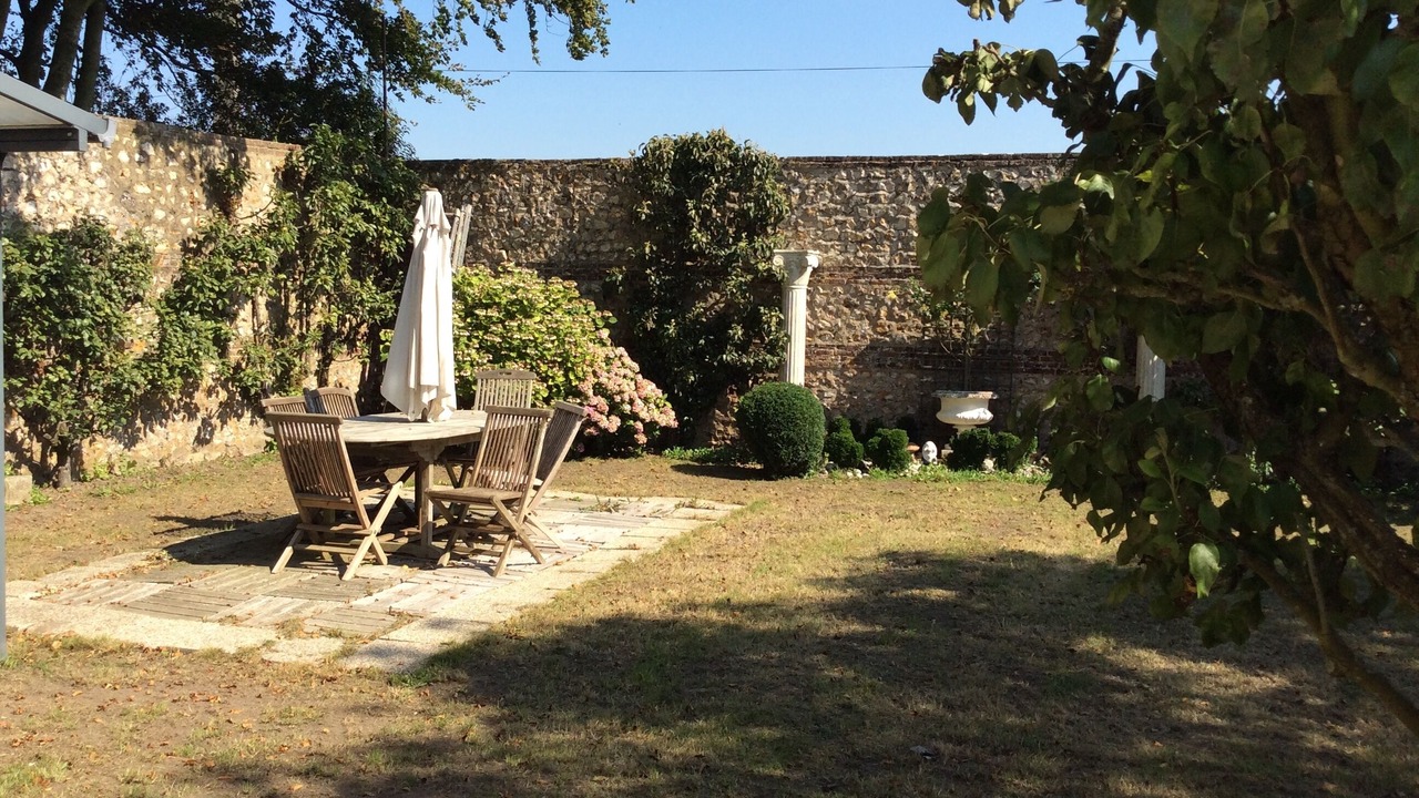 Photo of Outdoor in Angerville-la-Martel