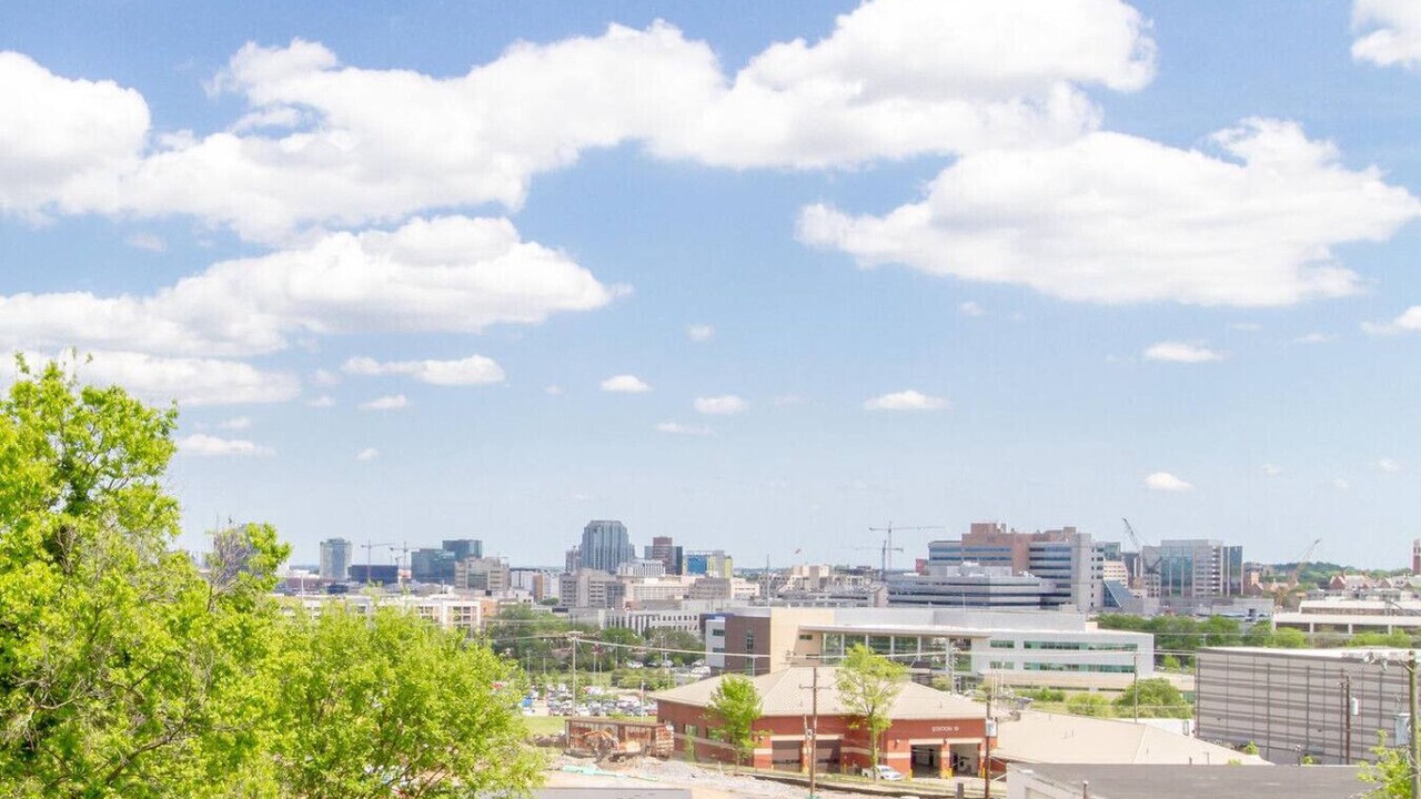 Photo of Others in Nashville