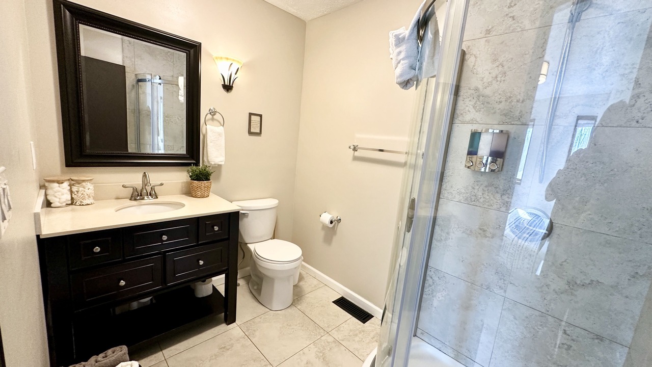 Photo of Bathroom in Long Pond