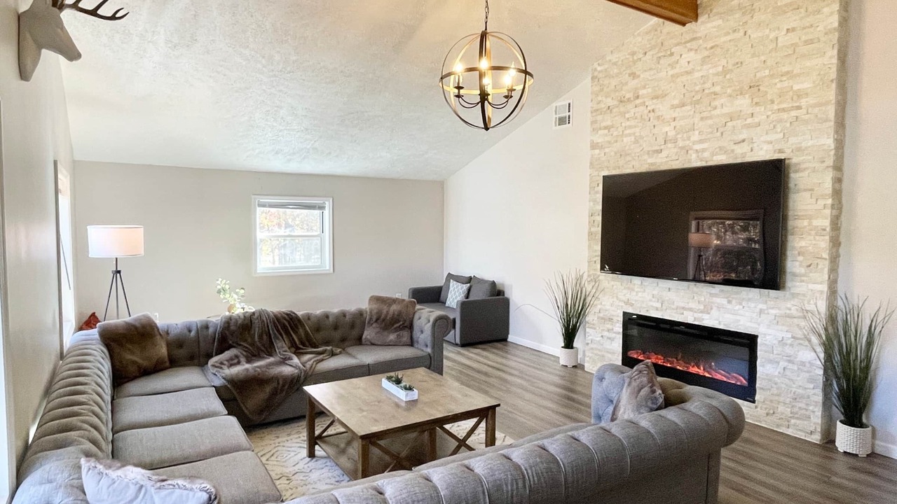 Photo of Livingroom in Long Pond