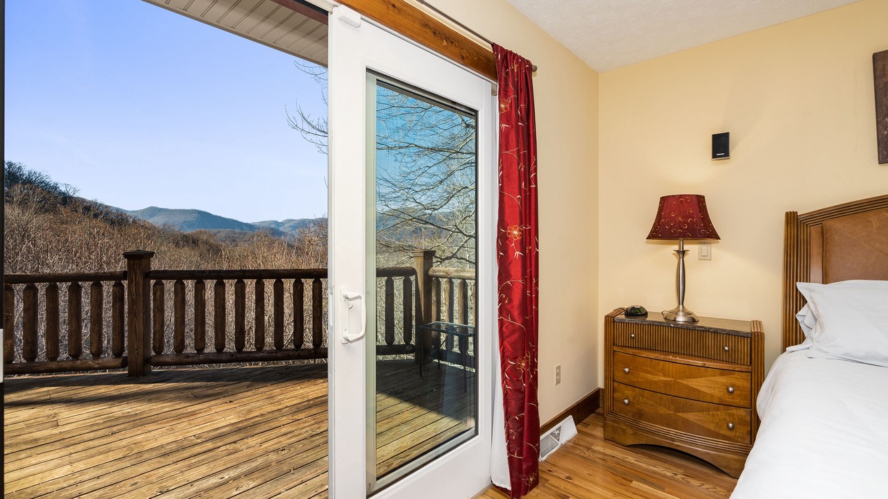 Photo of Bedroom in Maggie Valley