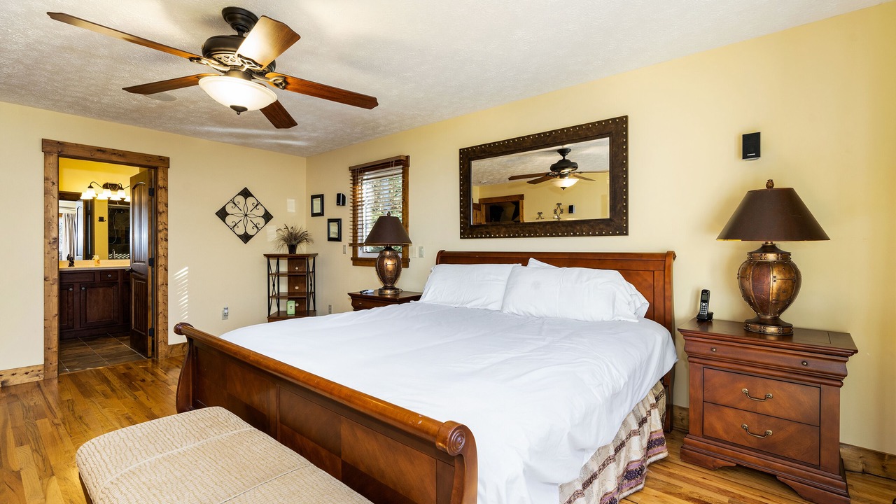 Photo of Bedroom in Maggie Valley