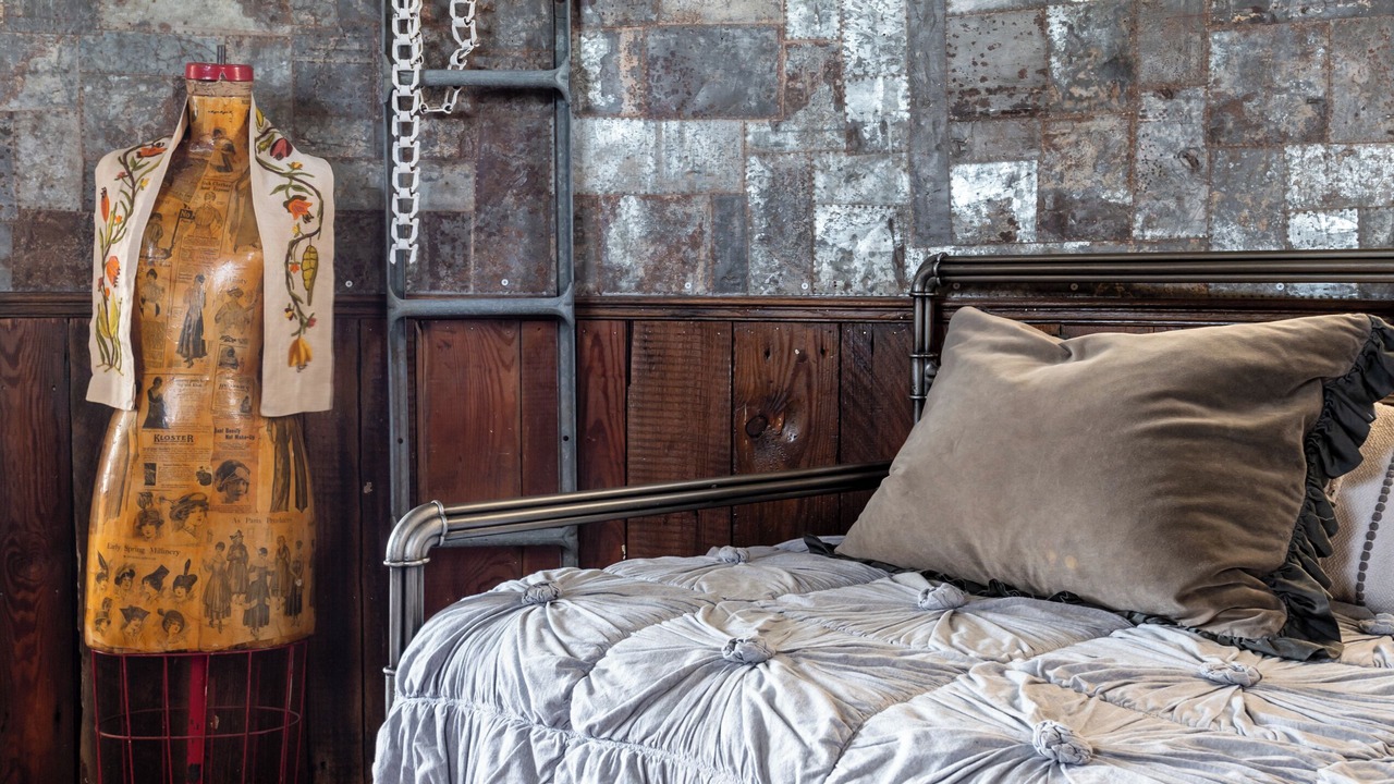 Photo of Bedroom in La Grange