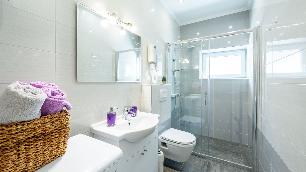 Photo of Bathroom in Gornji Kono