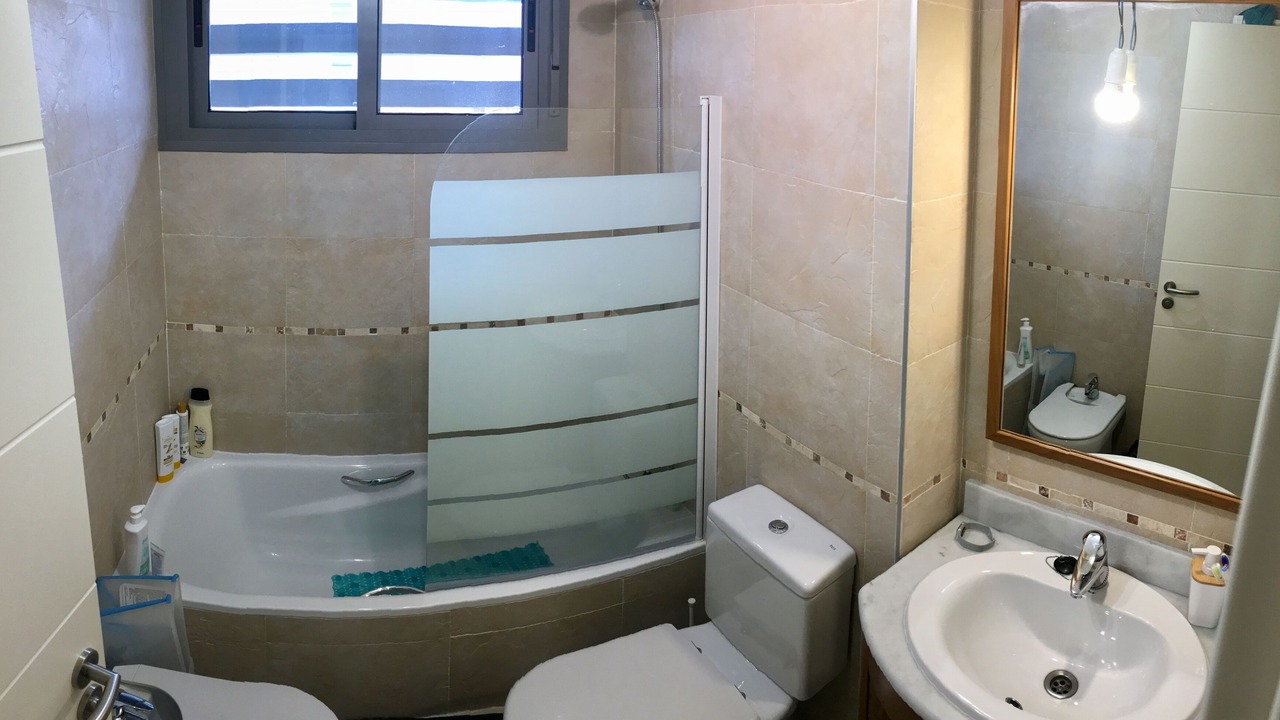 Photo of Bathroom in Latas