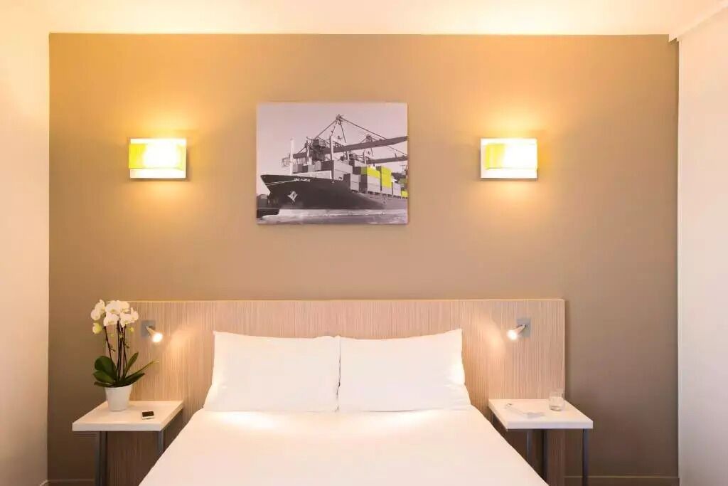 Photo of Bedroom in Saint-Charles du Port