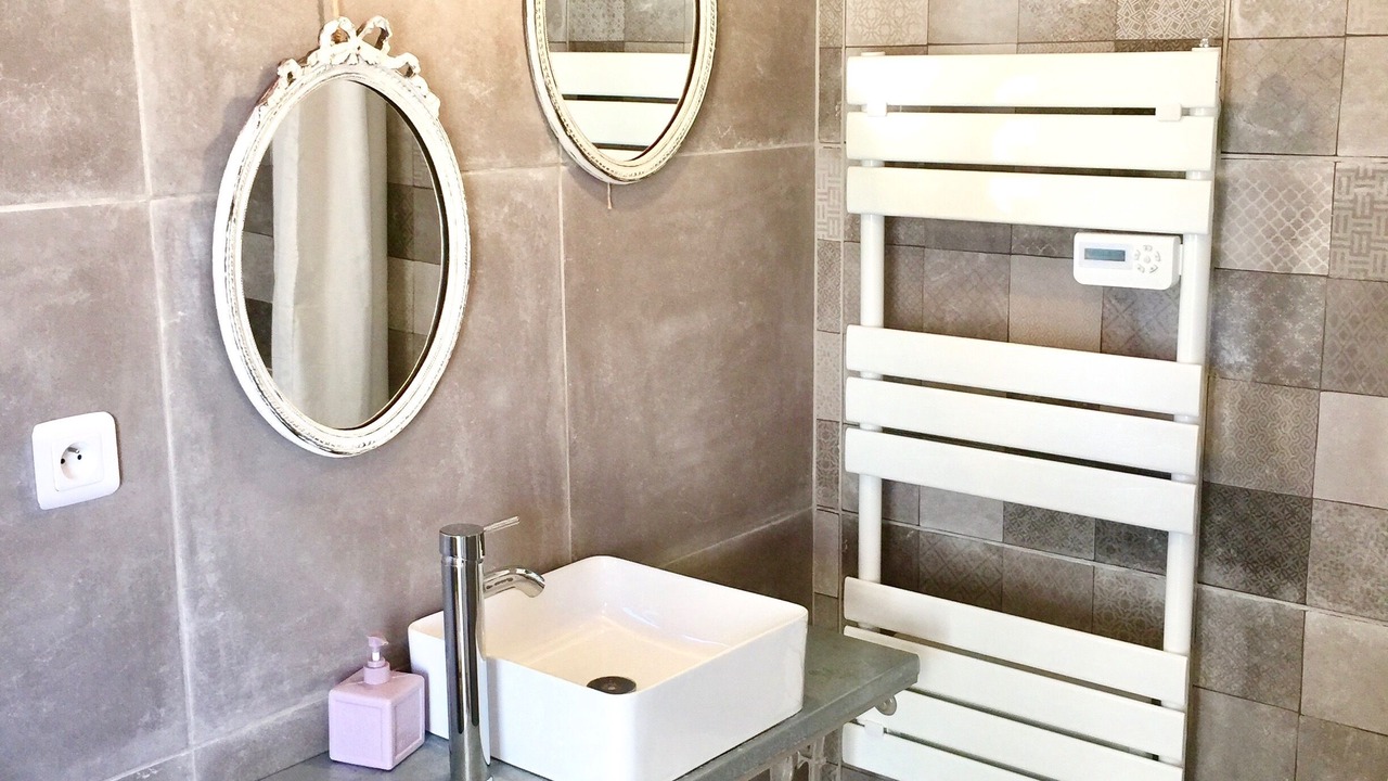 Photo of Bathroom in Cholet