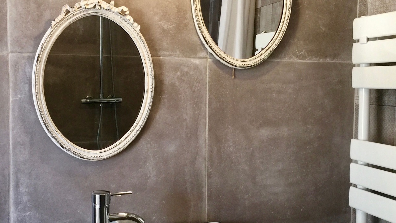 Photo of Bathroom in Cholet