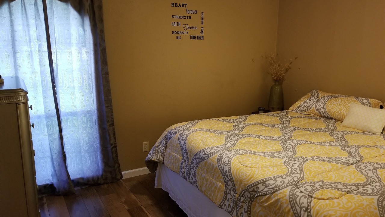 Photo of Bedroom in Garland
