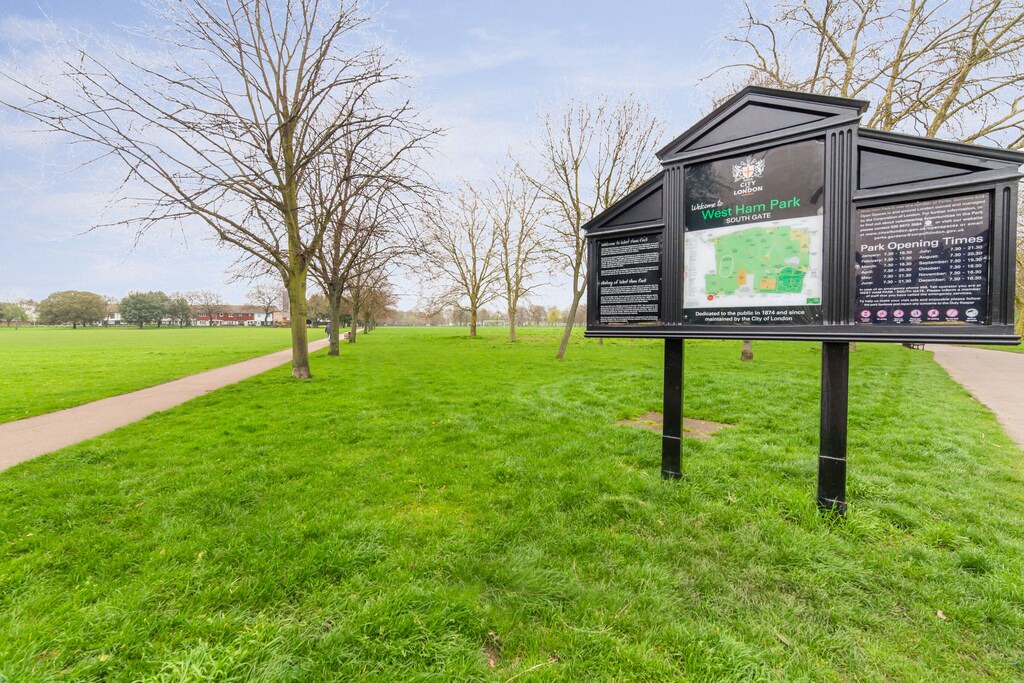 Photo of Buildings in West Ham