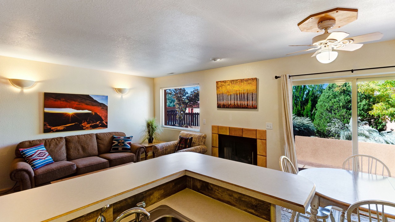Photo of Livingroom in Moab South Valley
