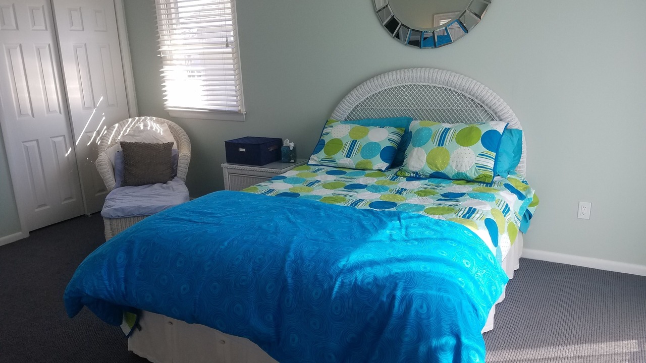 Photo of Bedroom in Avalon