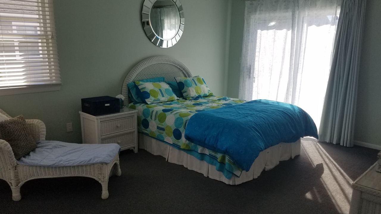 Photo of Bedroom in Avalon
