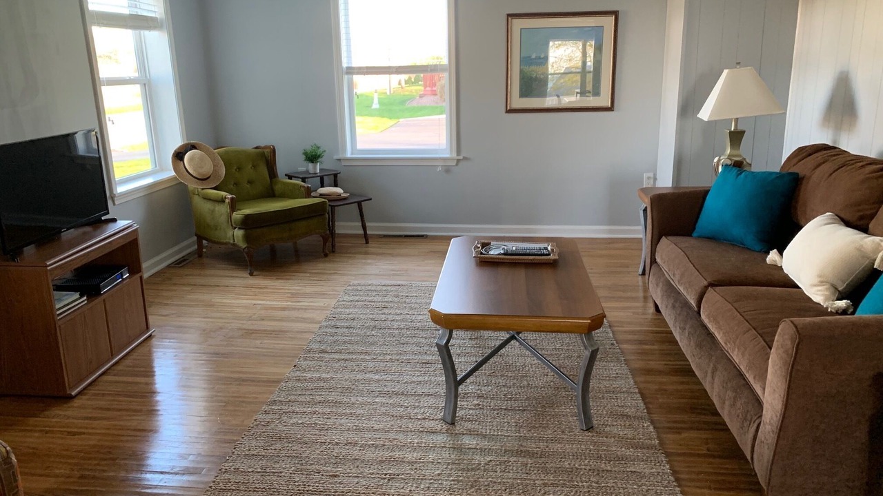 Photo of Livingroom in Fancher