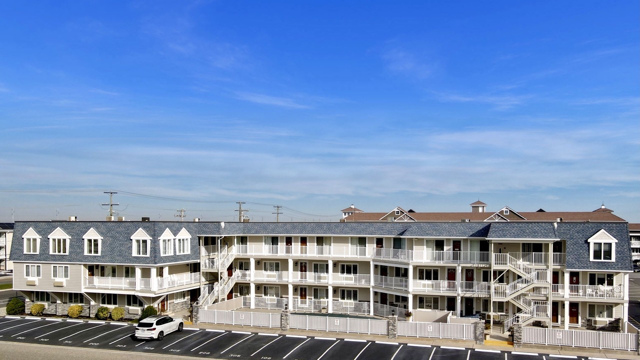 Photo of Outdoor in Avalon