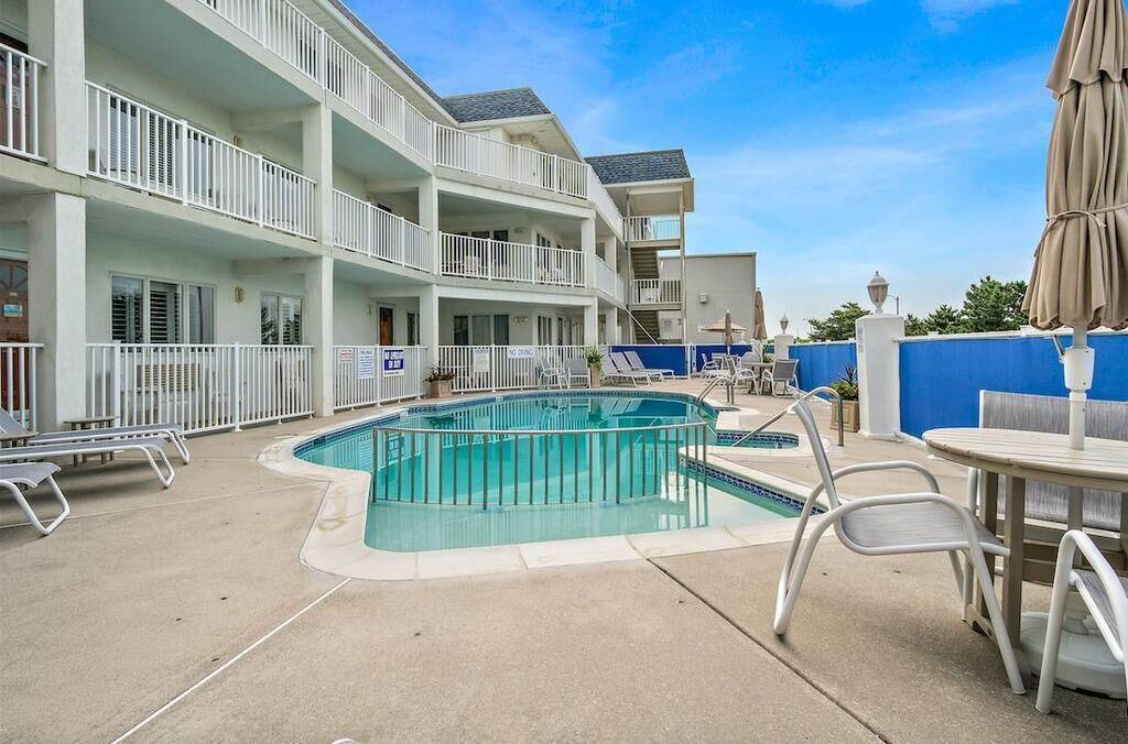 Photo of Outdoor in Avalon