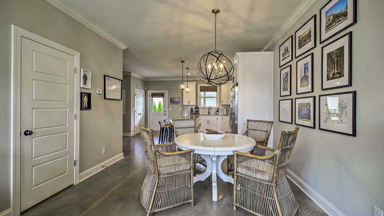 Photo of Others in Downtown Chattanooga