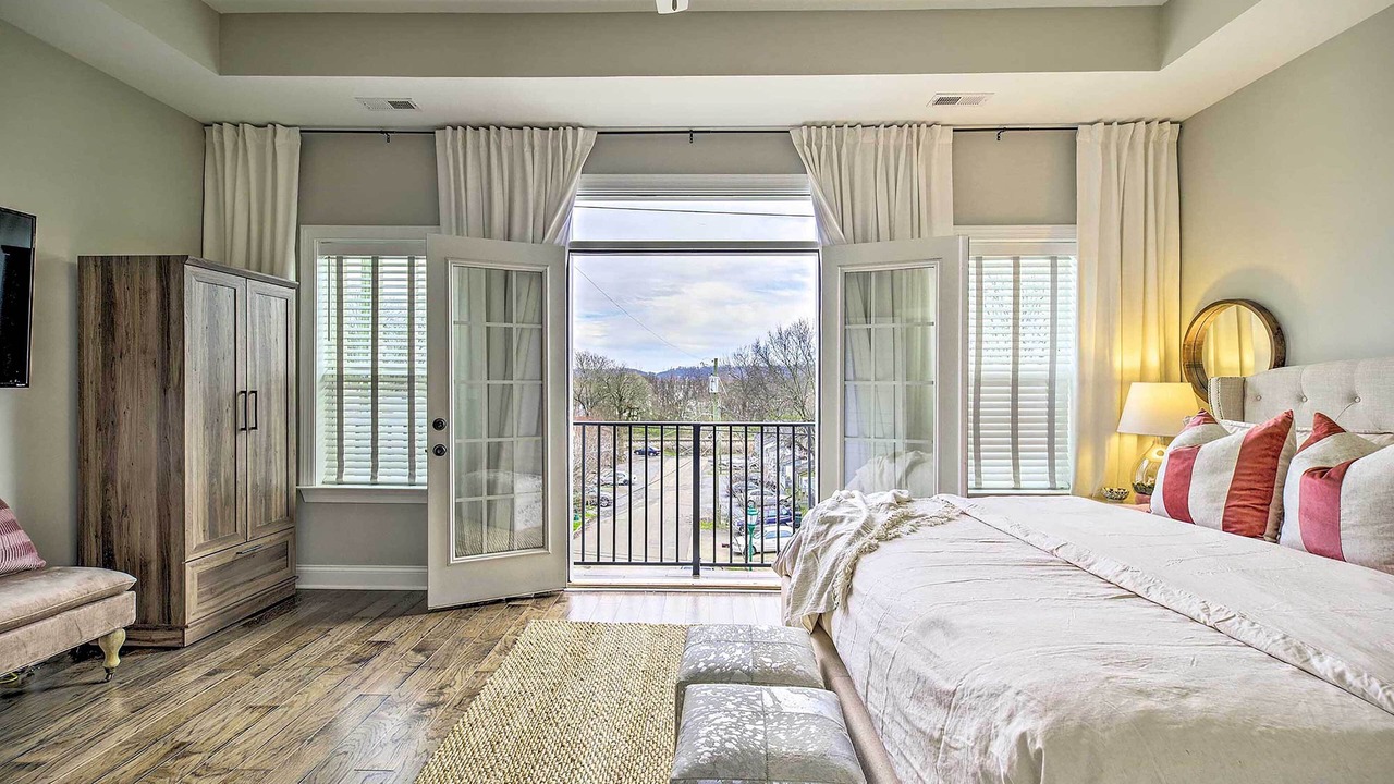 Photo of Bedroom in Downtown Chattanooga