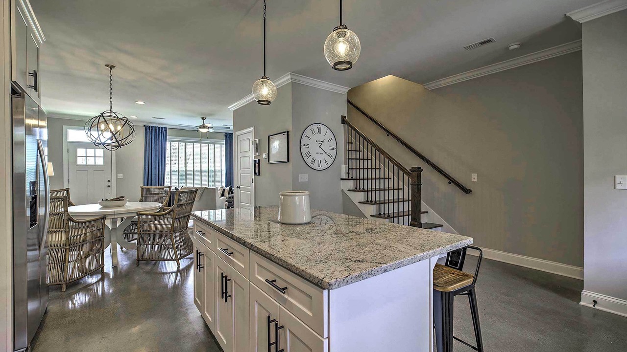 Photo of Others in Downtown Chattanooga